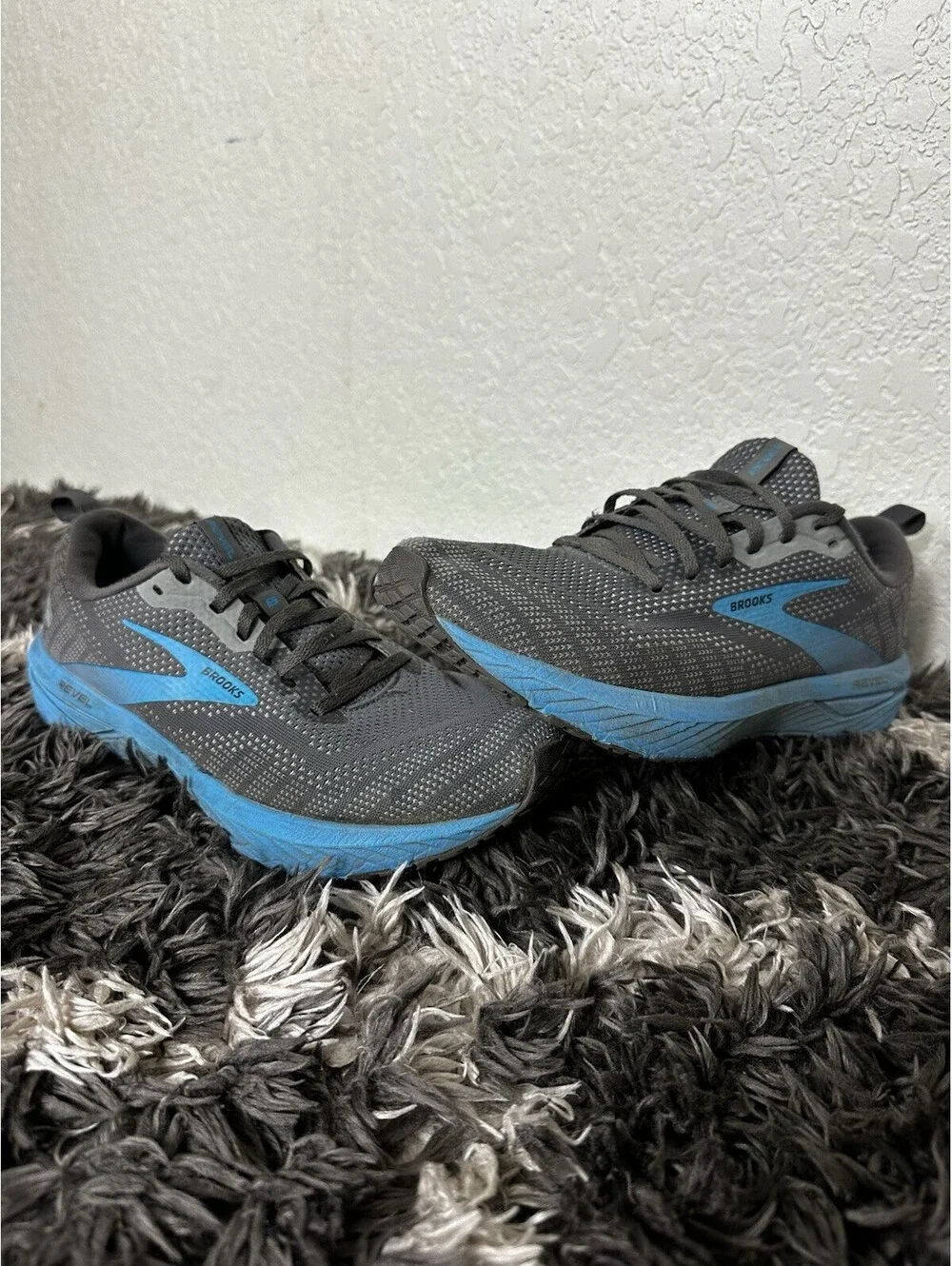 Brooks Revel 6 Grey Blue Athletic Running Shoes Men's Size 10 D 1103981D066